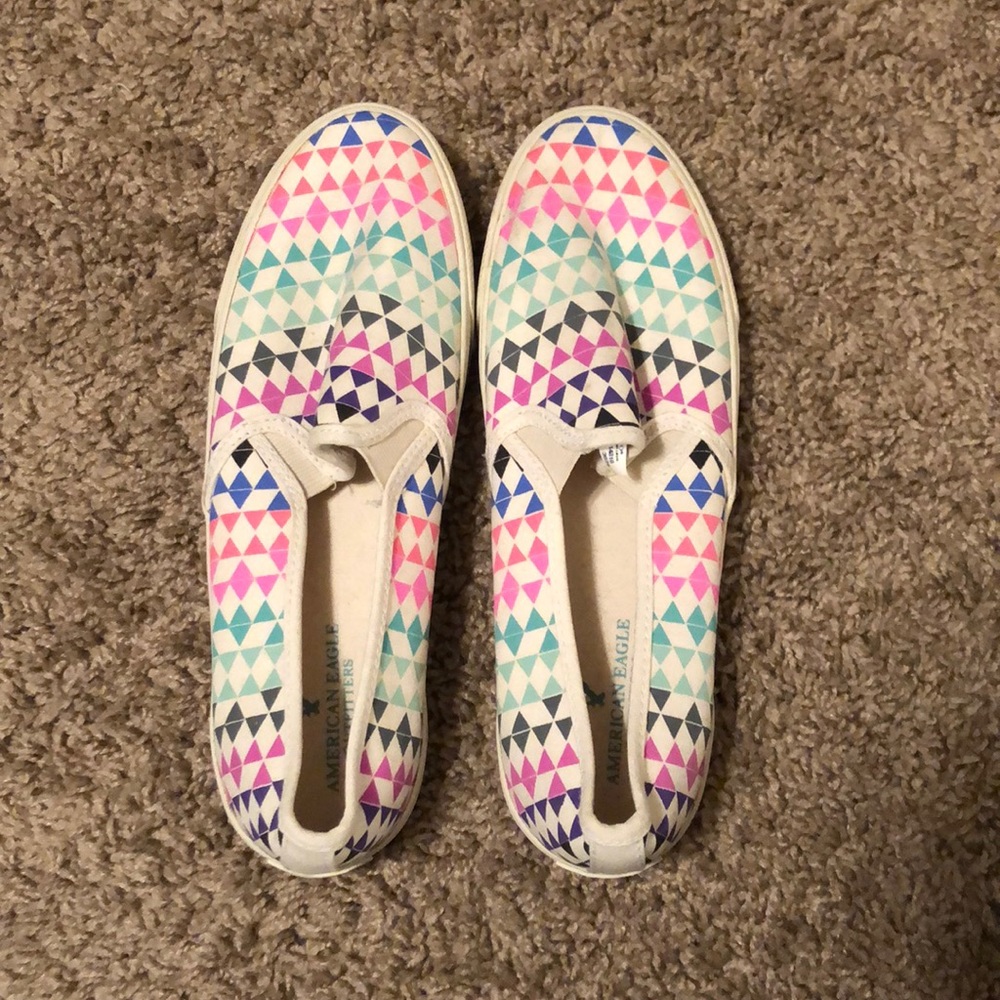 AE Canvas Sneakers